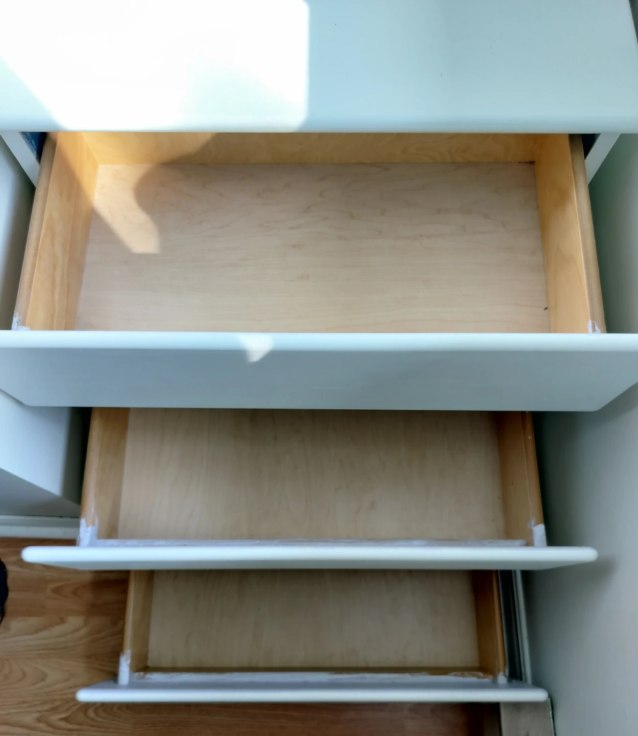 Solid Wooden 3-Drawer Unit - photo 3