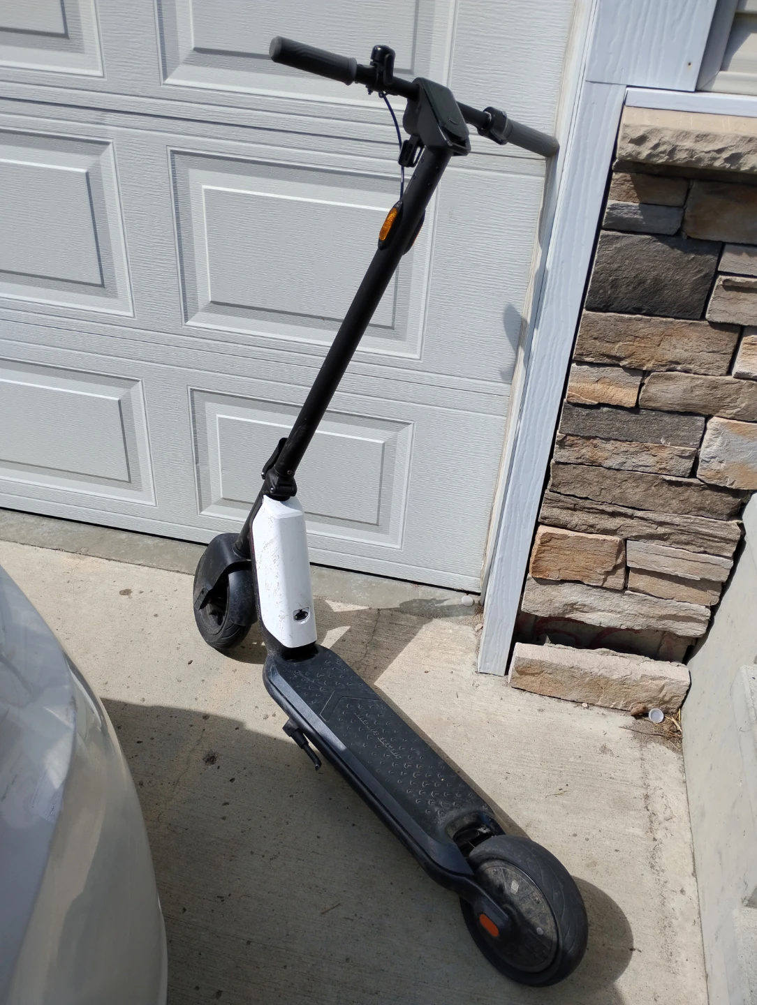 NIU Q1 PRO WHITE SCOOTER