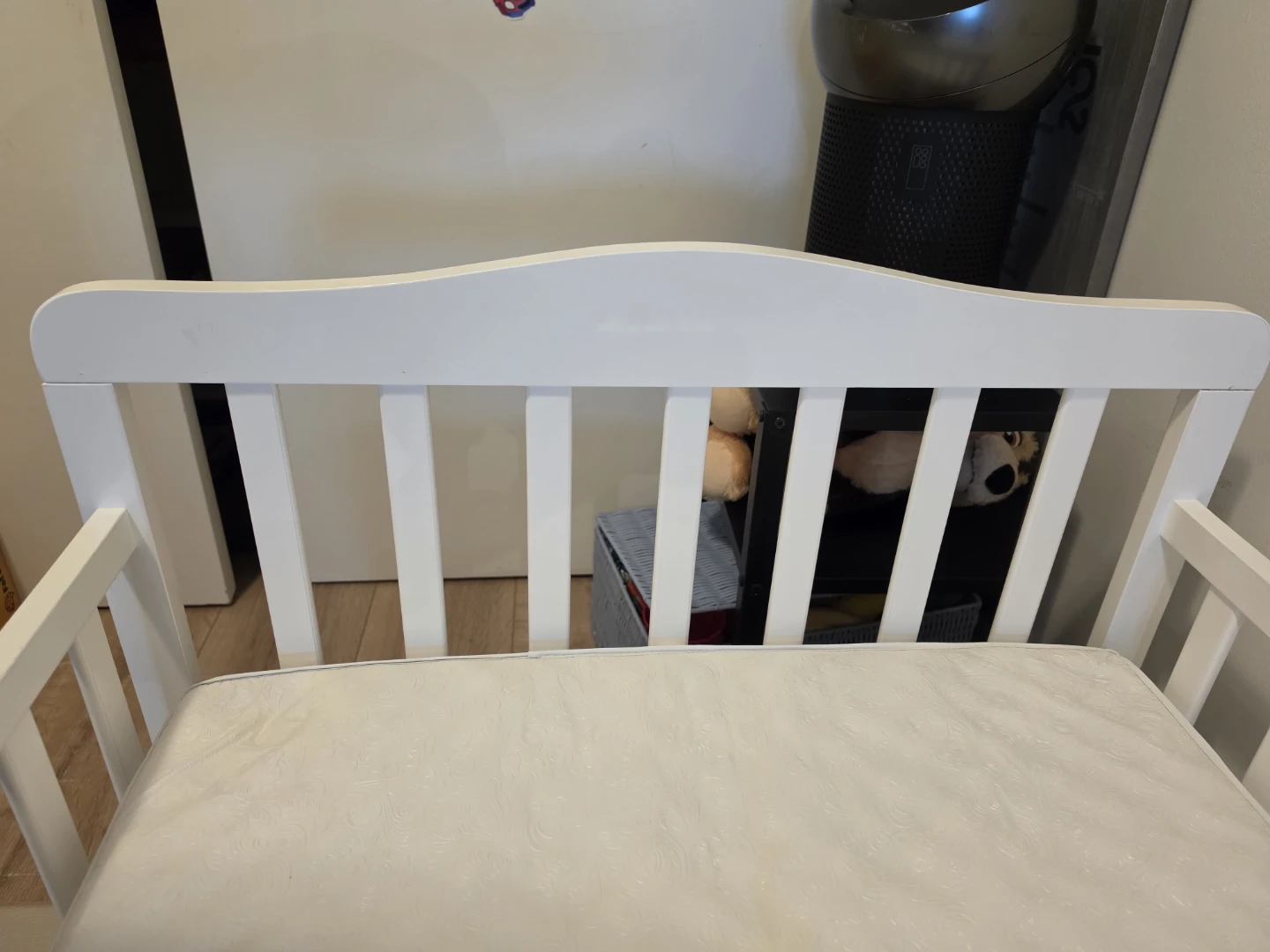 White Toddler Bed with Guard Rails - photo 4