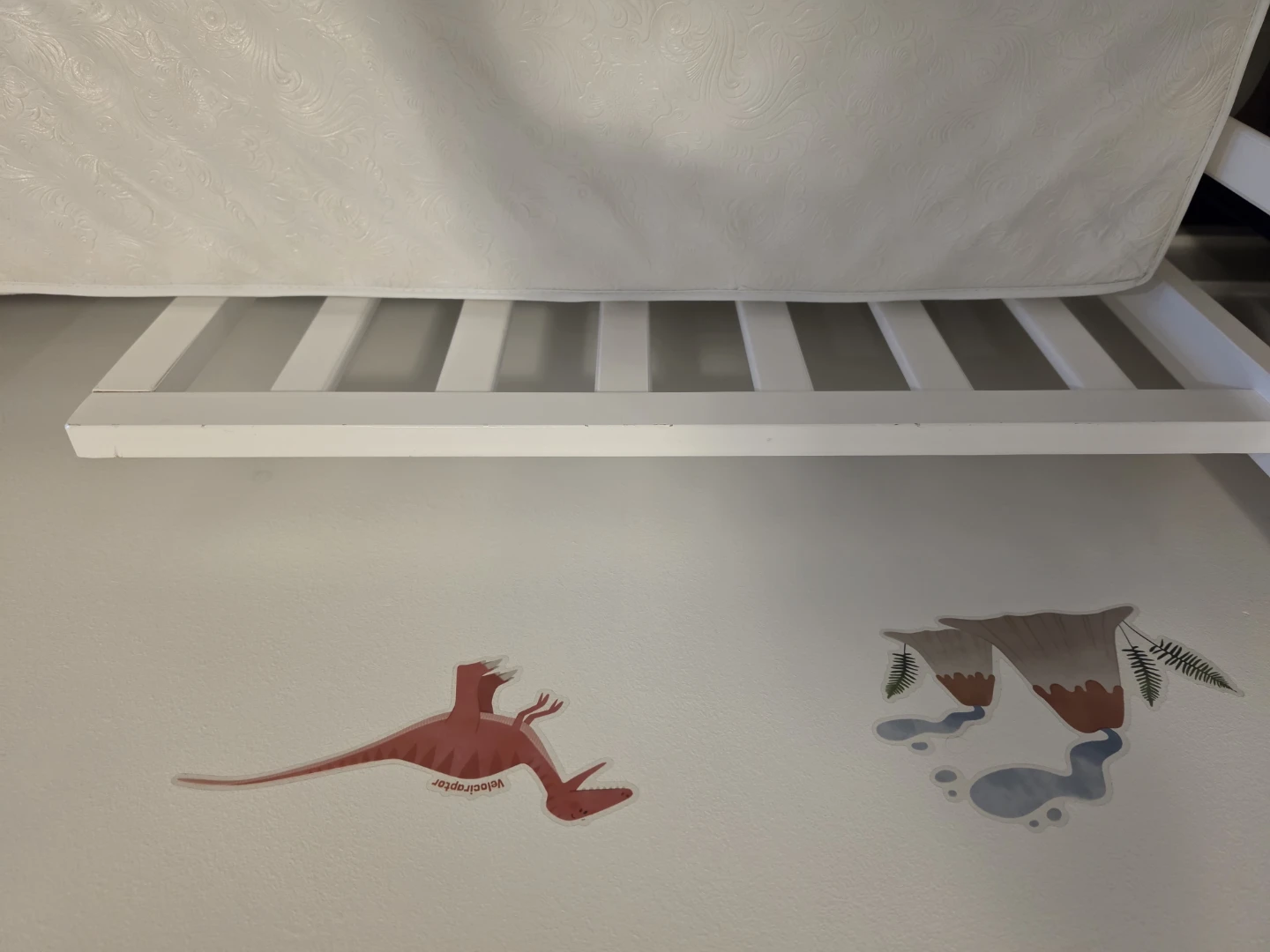 White Toddler Bed with Guard Rails - photo 5