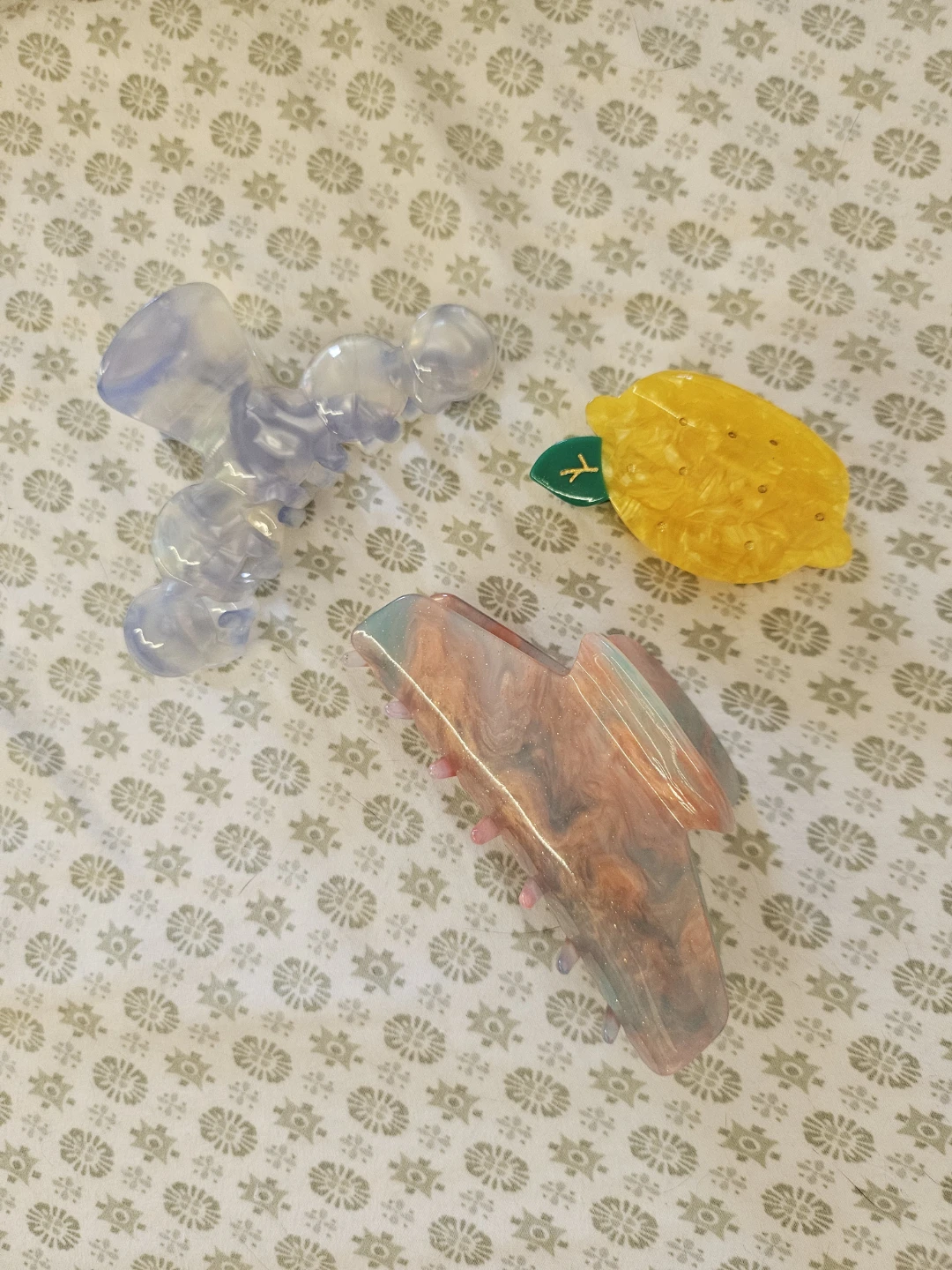 Cute claw hair clips