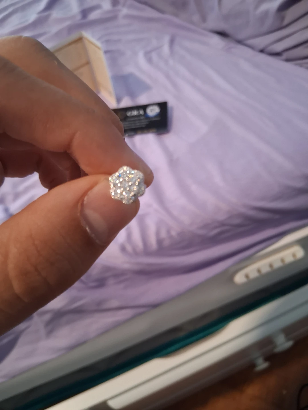 GRA Moissanite Stud Earrings - photo 2