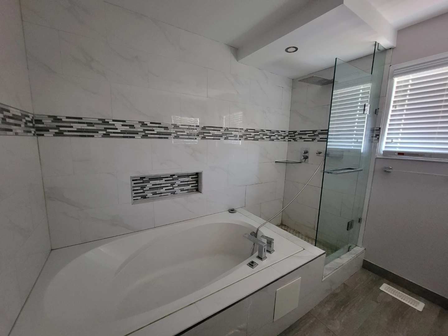 Private Room with Private Bathroom - photo 4