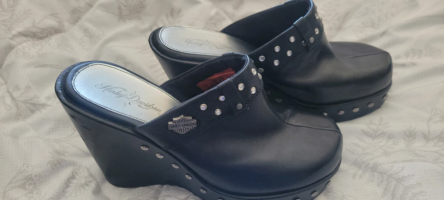 Harley-Davidson Black Leather Studded Wedge Clogs - photo 2