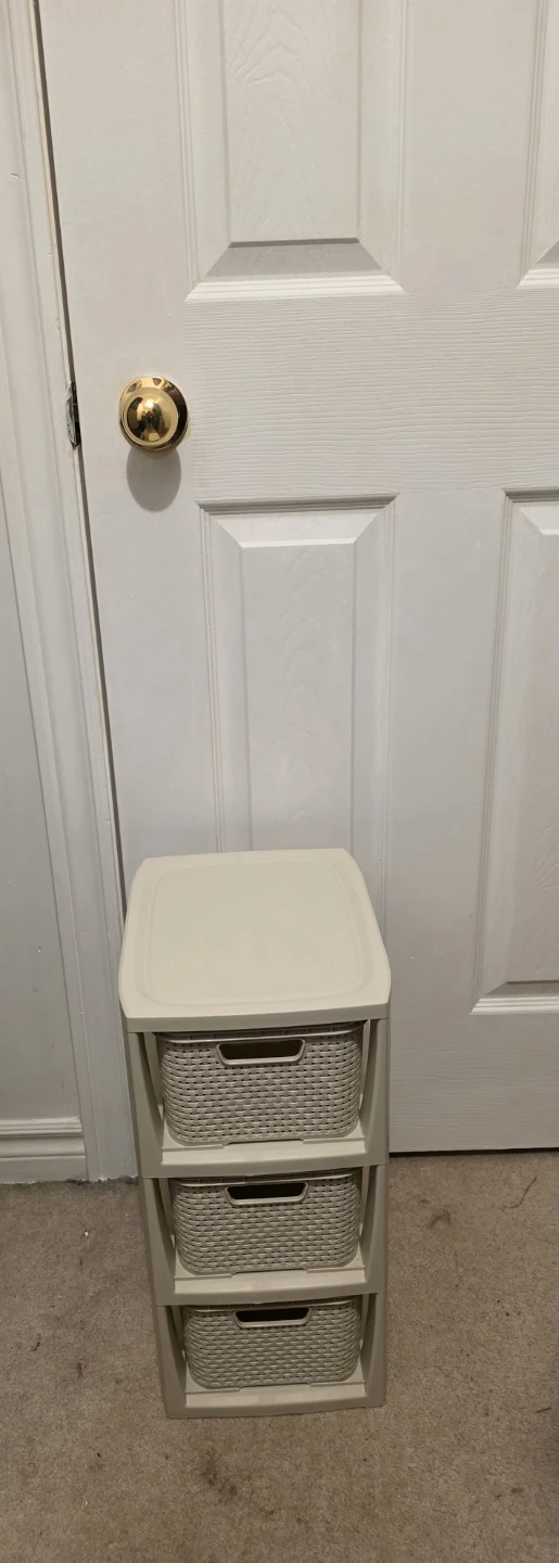 Cute small storage shelf - photo 3