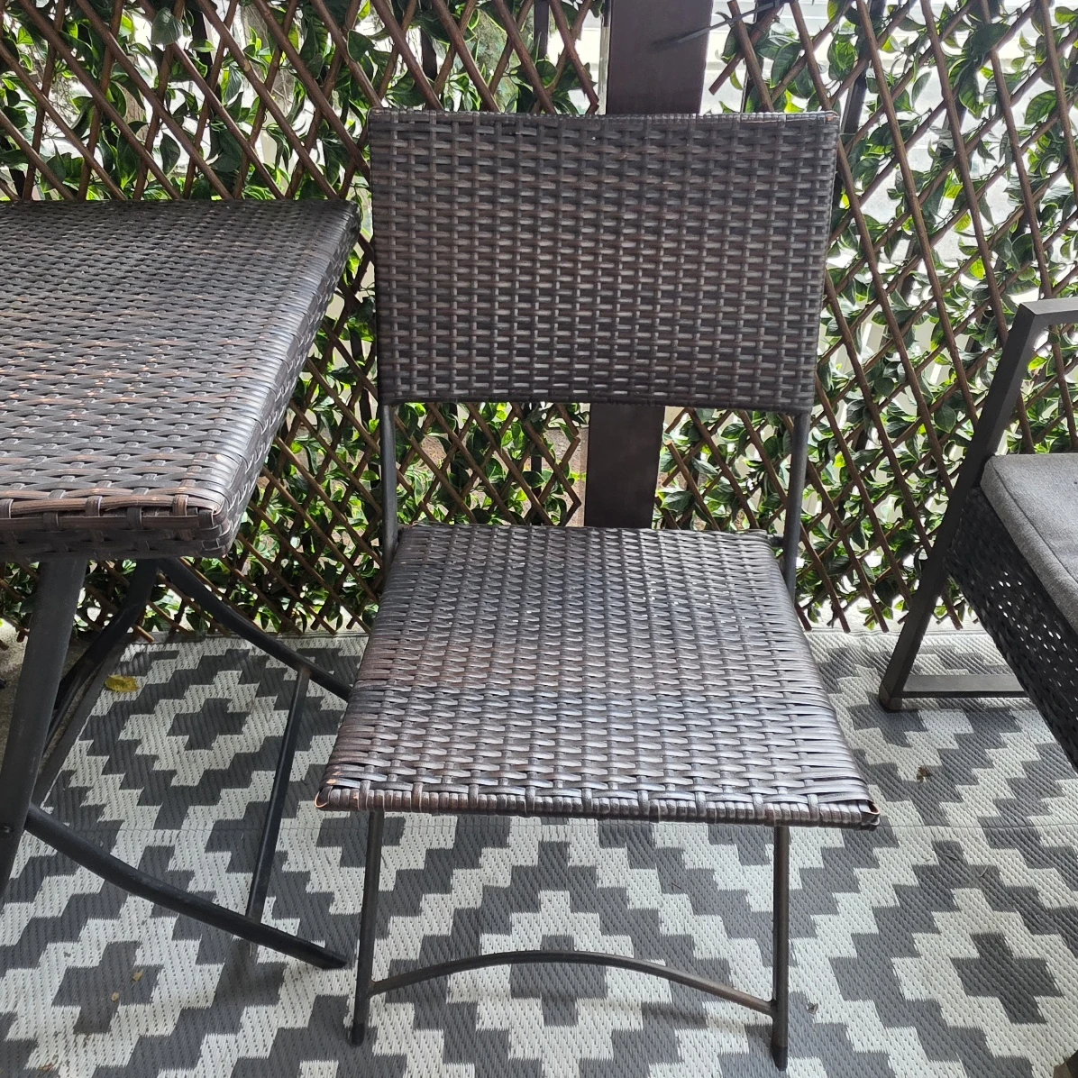 Space-Saving Folding Wicker Patio Bistro Set - photo 3