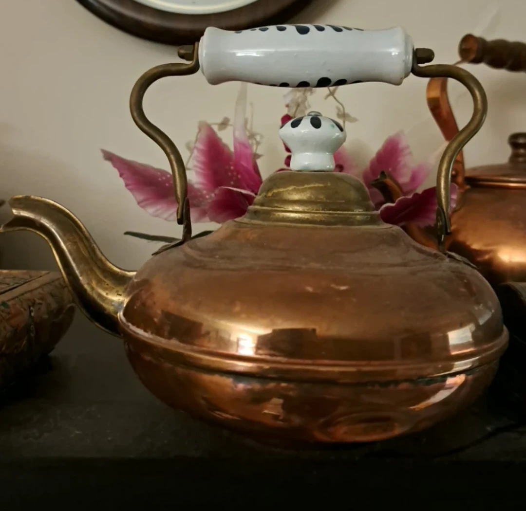 Copper Kettle with Porcelain Handle