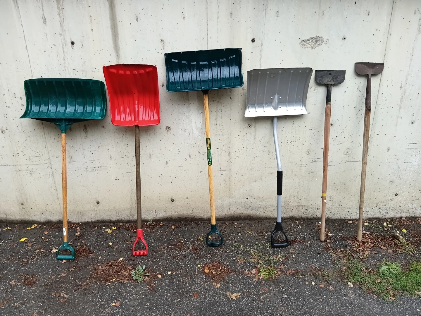 Assorted Snow Shovels & Ice Chippers