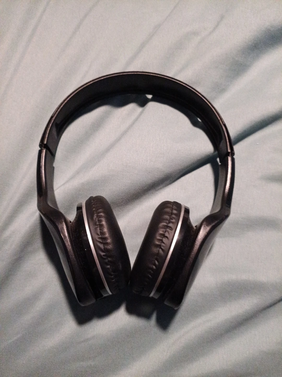 Black wired Over-Ear Headphones - photo 2