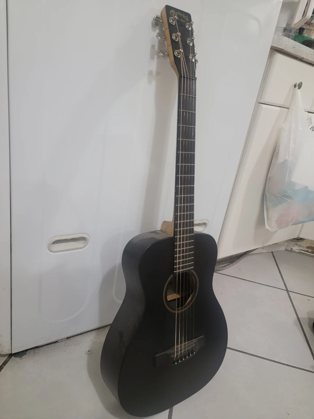Travel Guitar Acoustic Martin & Co with Case