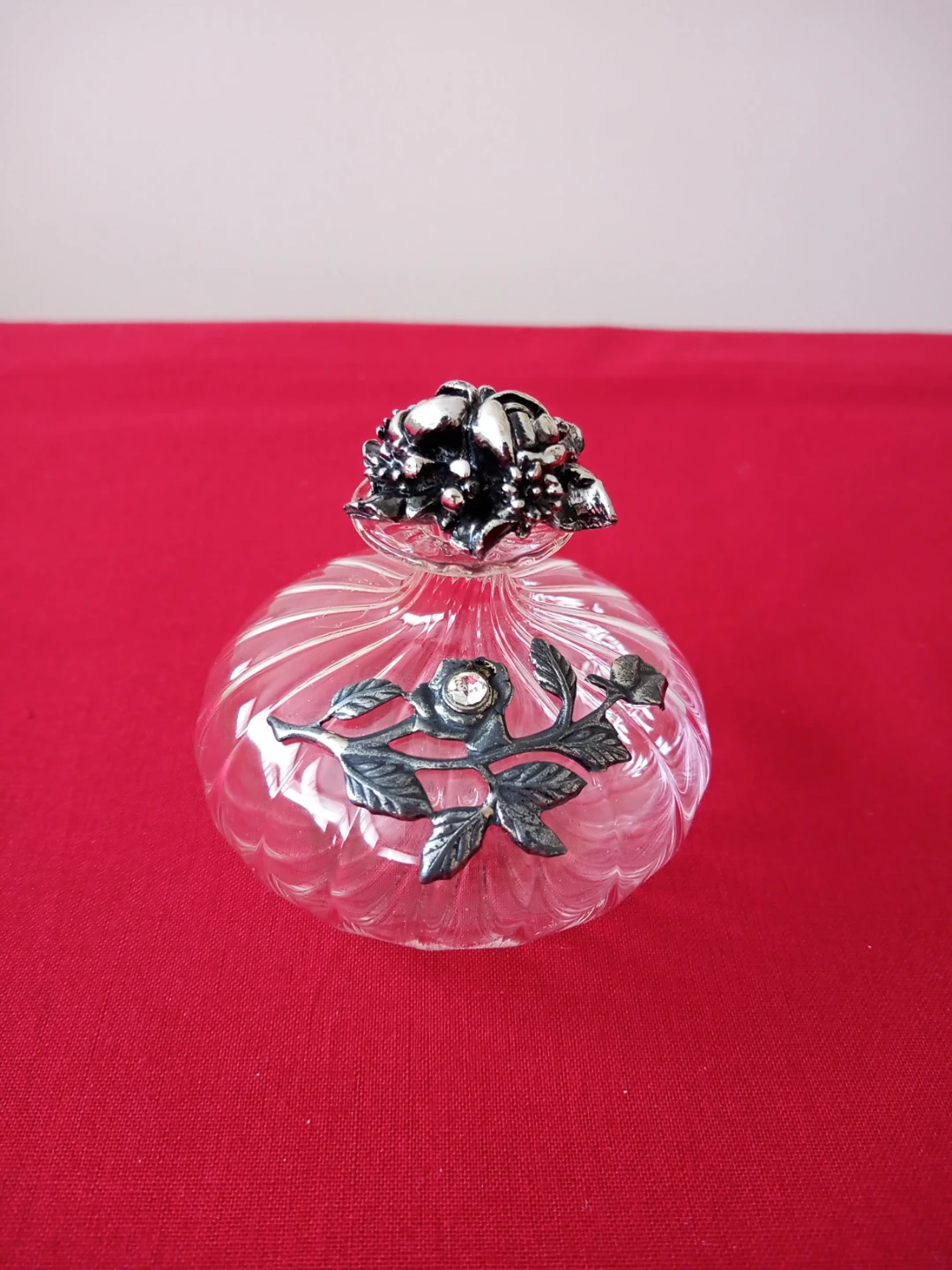 Glass Perfume Bottles with Decorative Stopper - photo 3