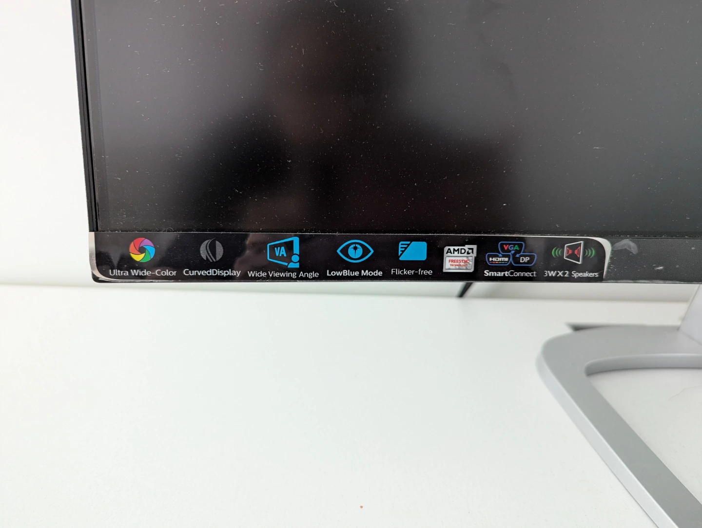 Philips 328E9 Curved Monitor - photo 4