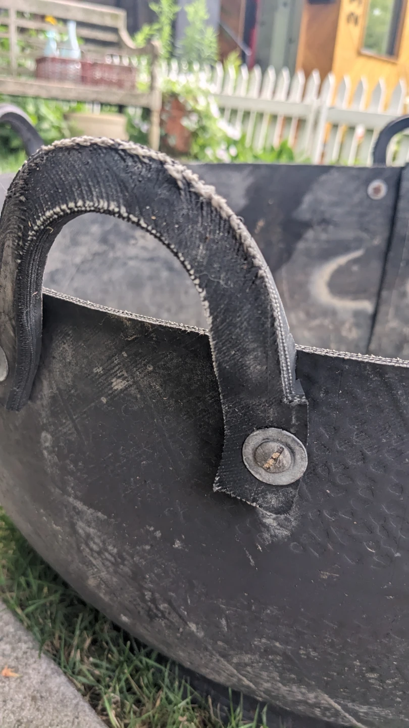 Large Planter made from recycled tires! - photo 2