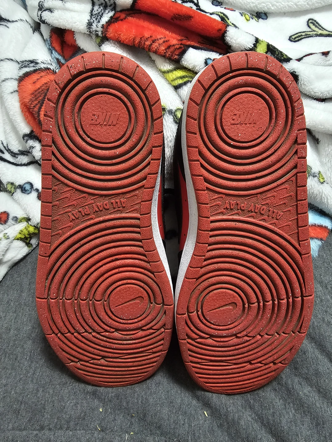 Nike Court Vision Low Red Black Sneakers - photo 4