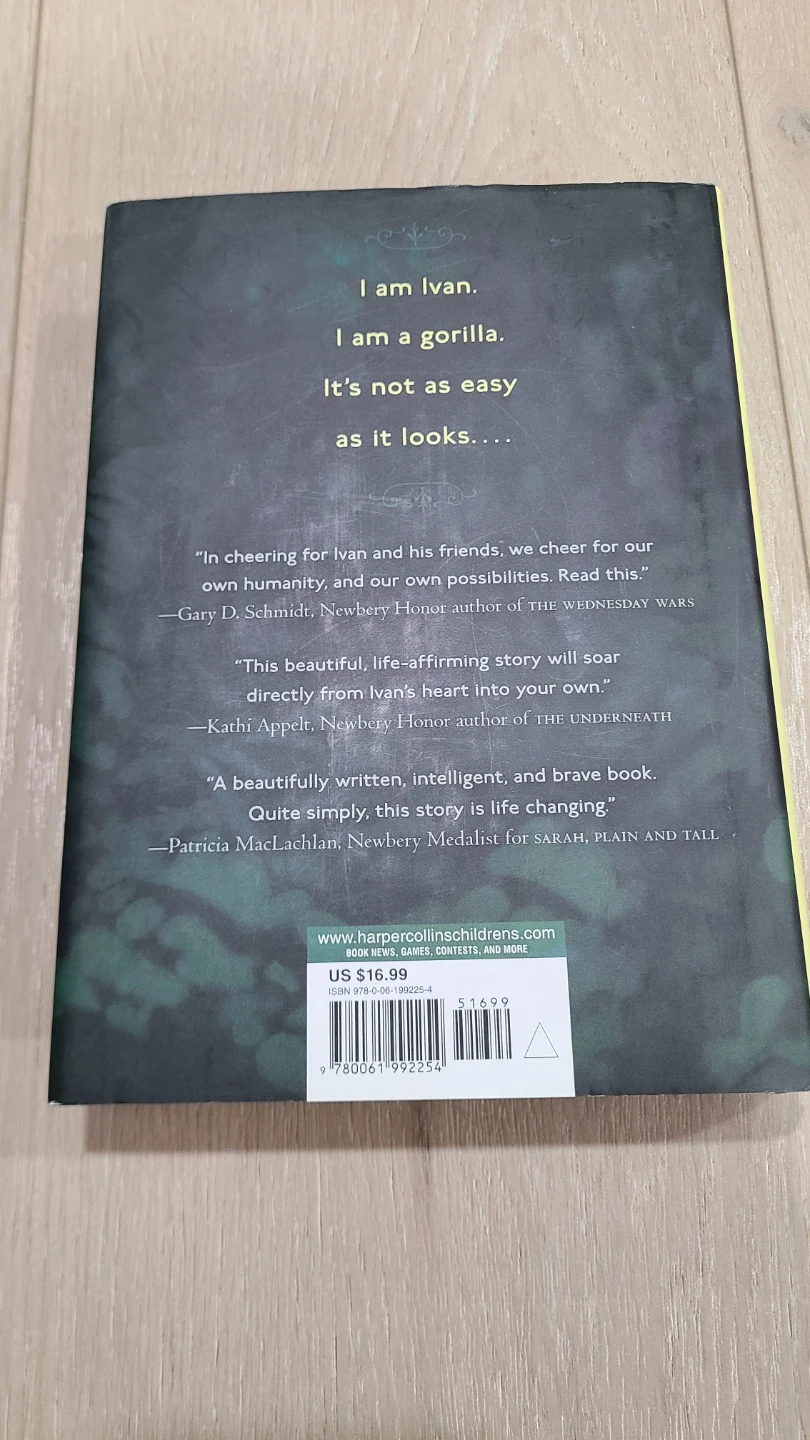 The One and Only Ivan by Katherine Applegate - Hardcover - photo 3