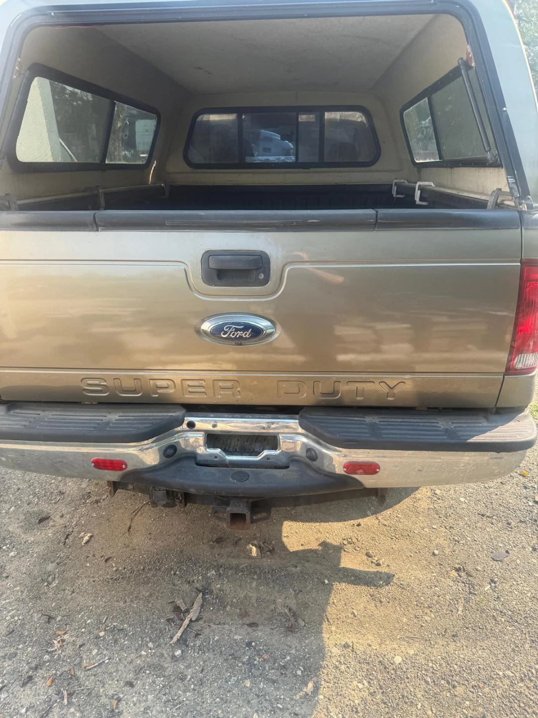 2007 Ford F350 Diesel Crew Cab 4x4 Low Kms MAKE AN OFFER - photo 4