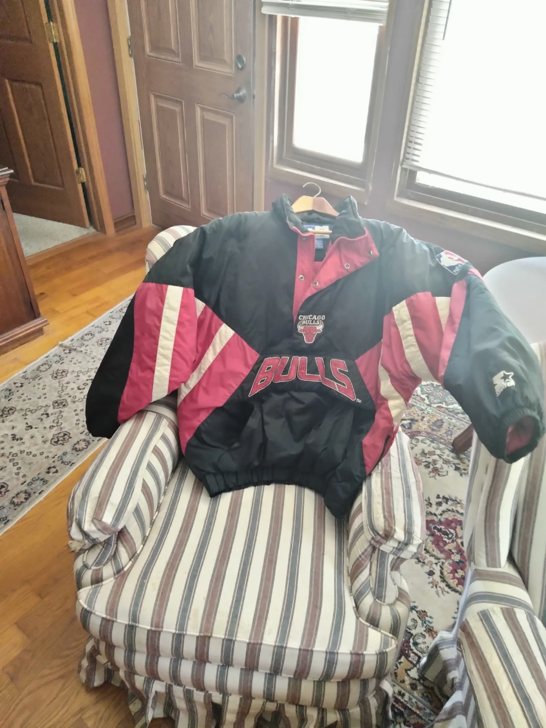 Starter Chicago Bulls Jacket XL $60 OBO