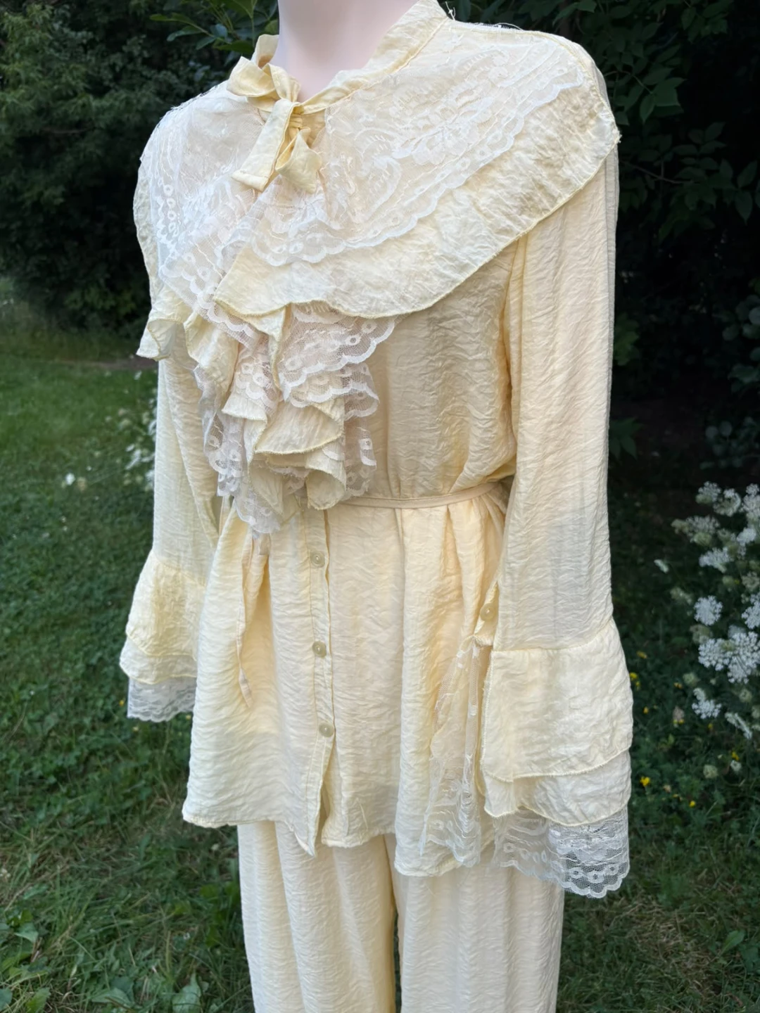 Yellow  Set with Lace Trim - photo 3