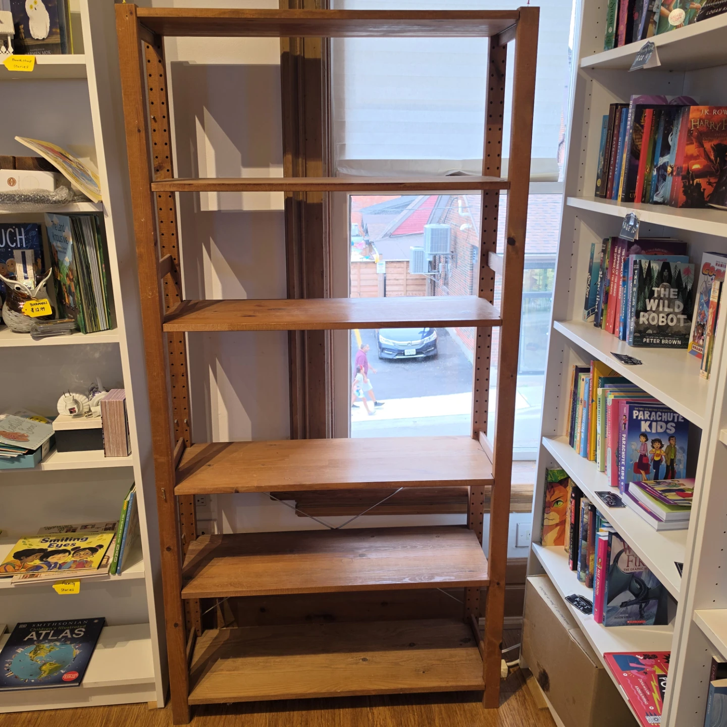 Wooden Ladder Bookshelf