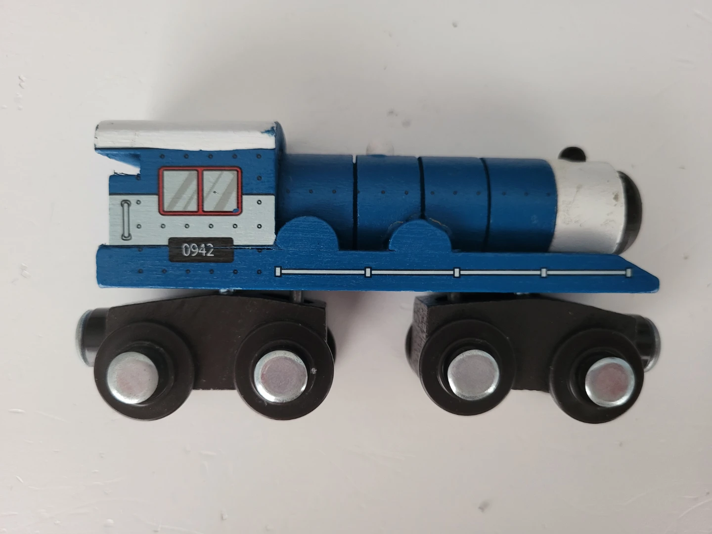 7 Wooden Toy Train Engines Lot - photo 2