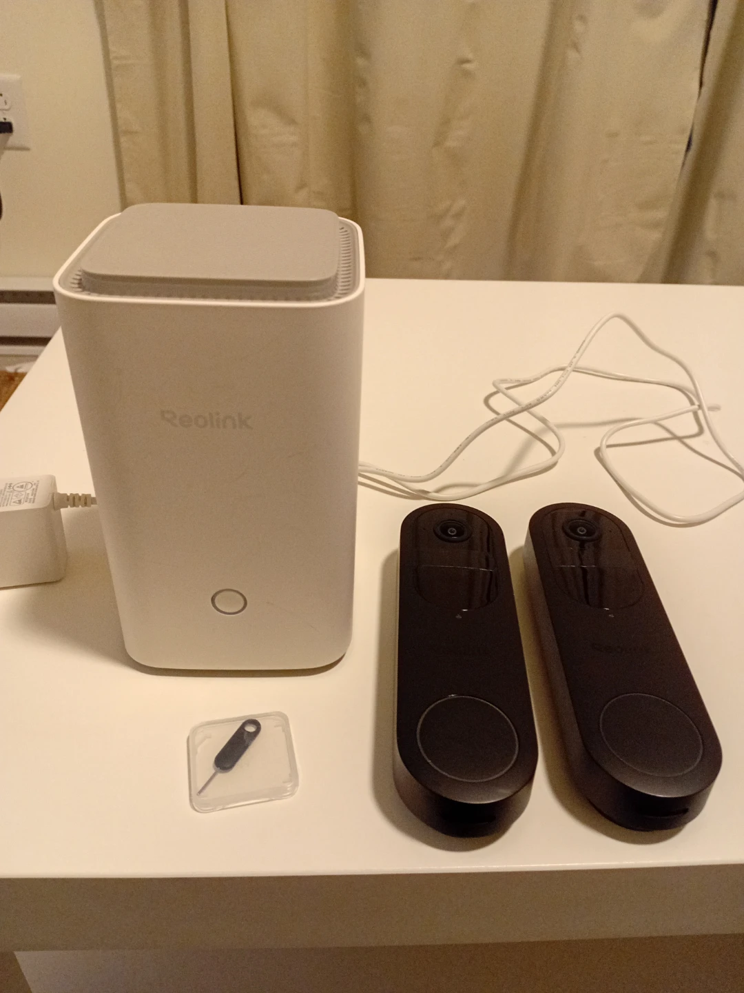Reolink Battery Video Doorbell & Home Hub