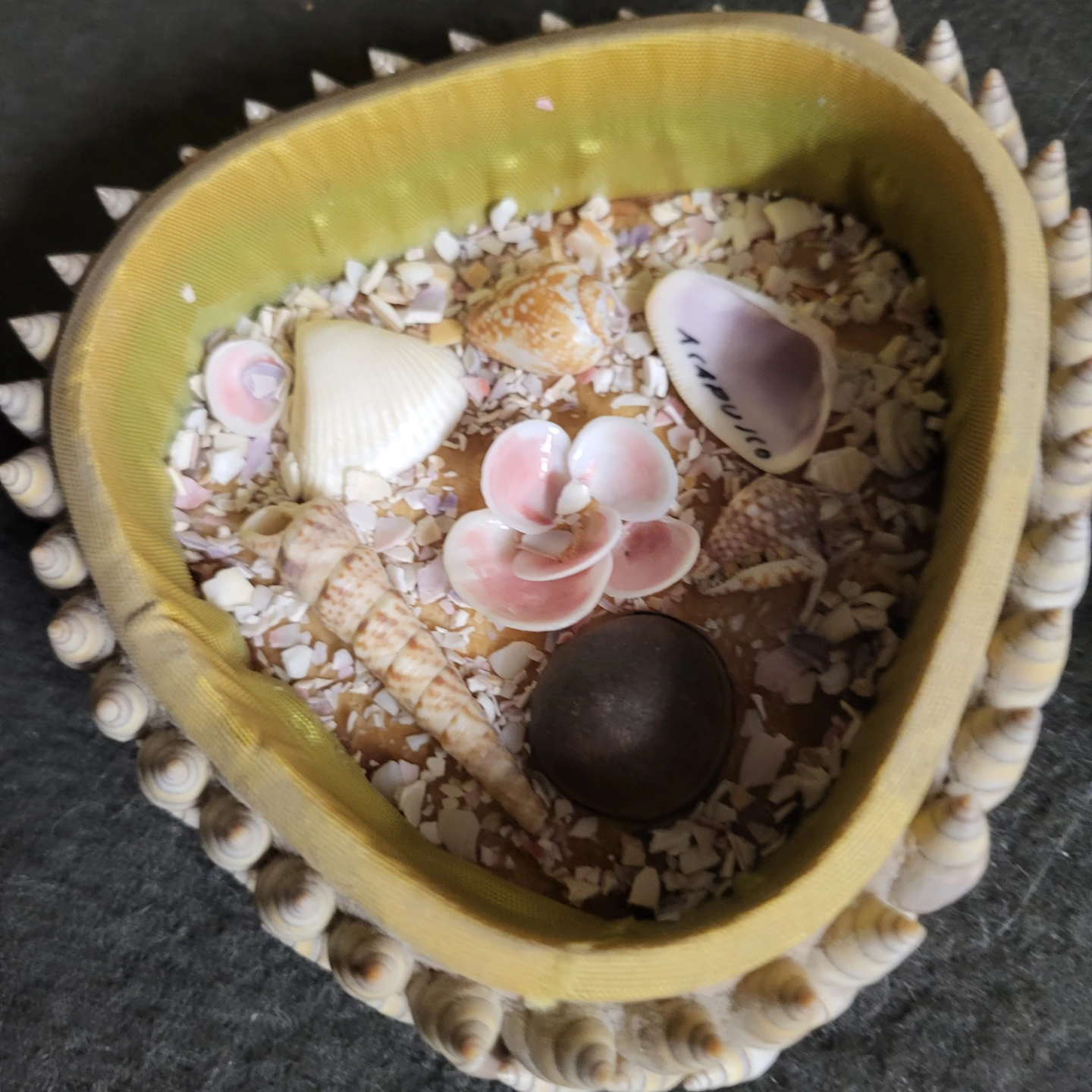 Vintage Glass Ashtray with Seashell Embellishments - photo 2