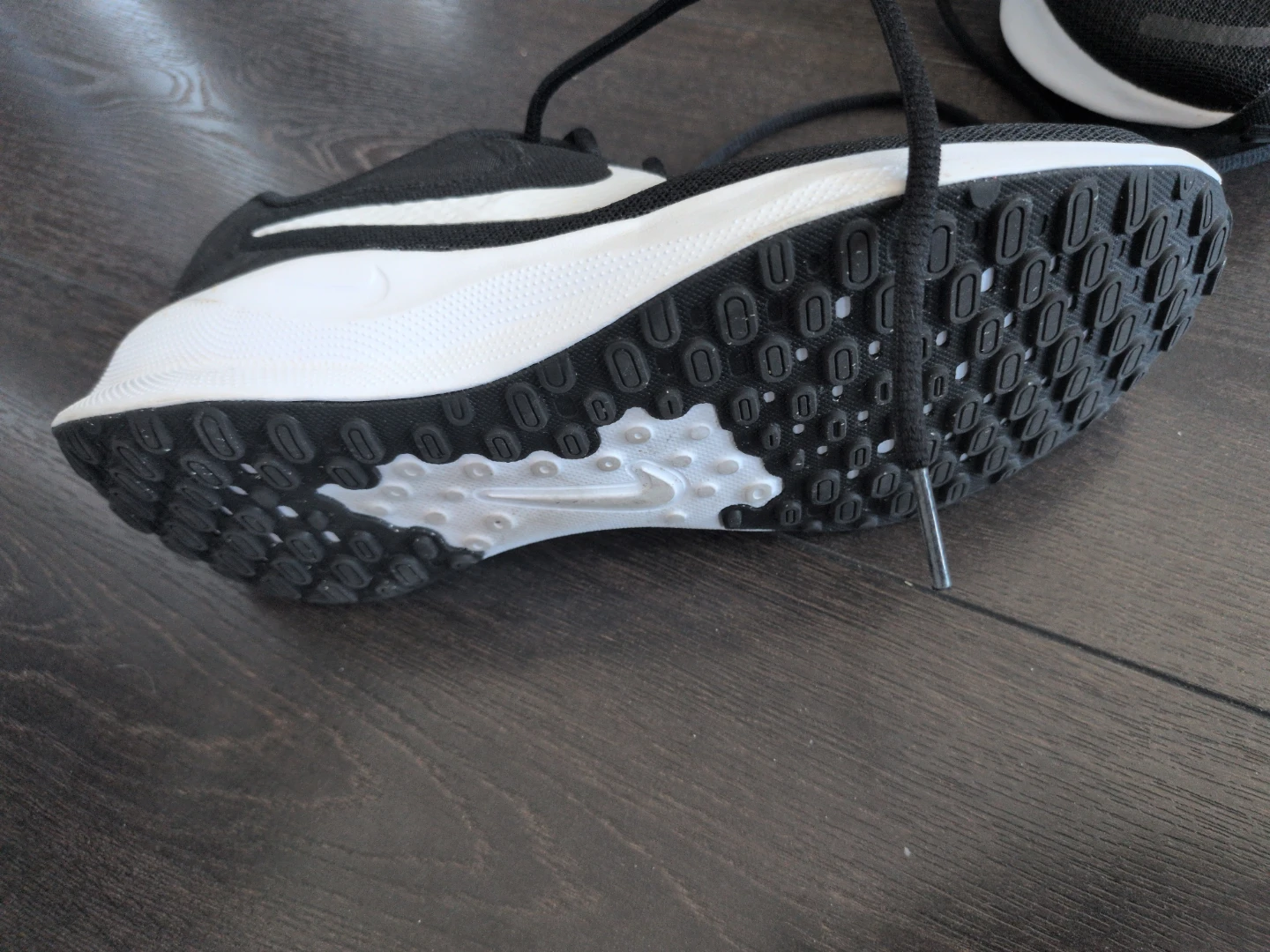 Nike revolution Running Shoes size 9.5 - photo 2