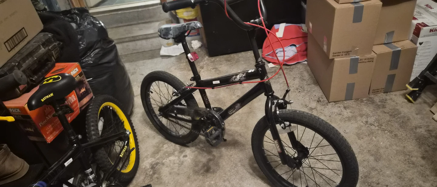 Batman Kids Bike and Avengers Kids Bike - photo 2