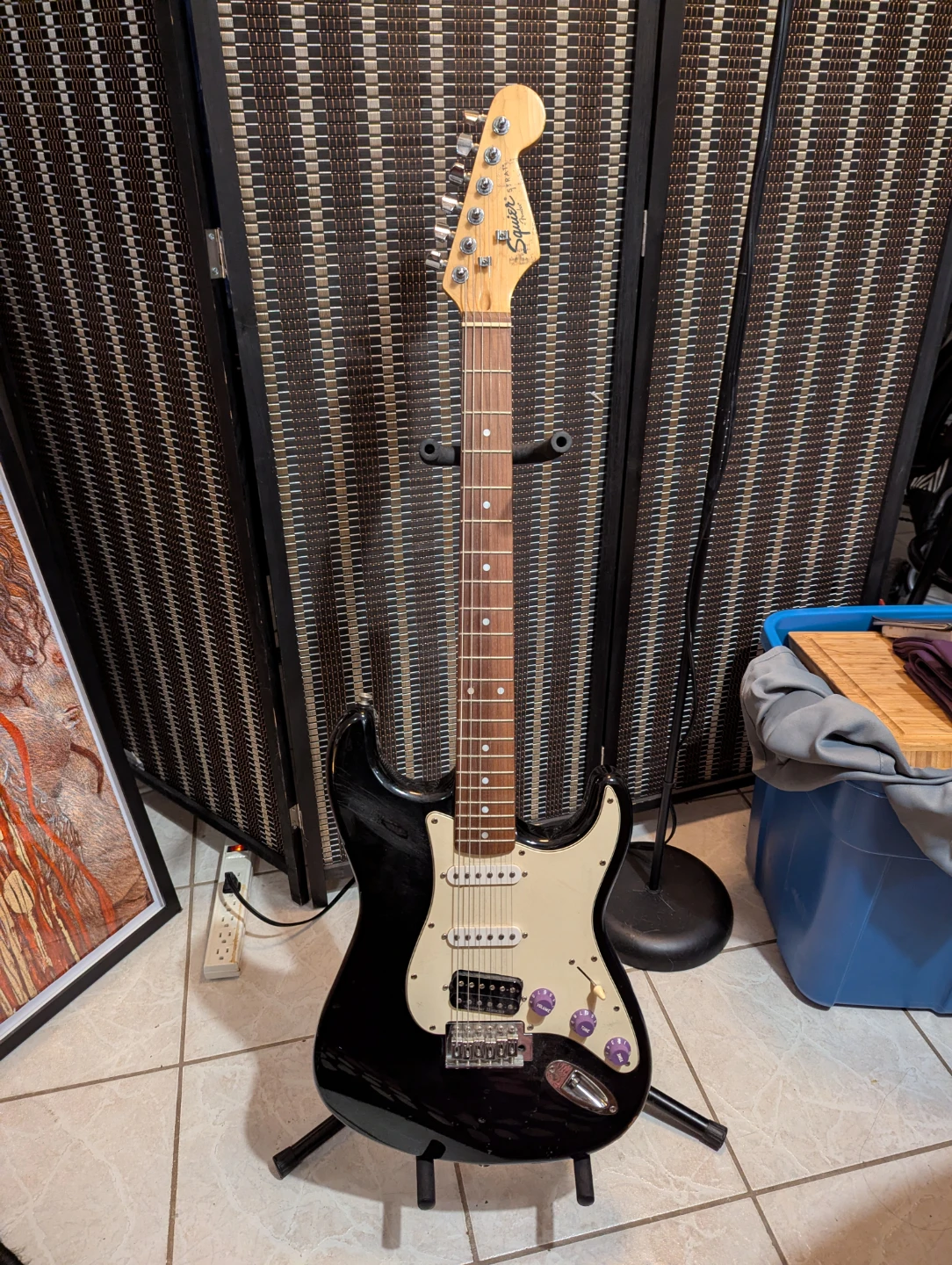 Squier Stratocaster Electric Guitar - Black