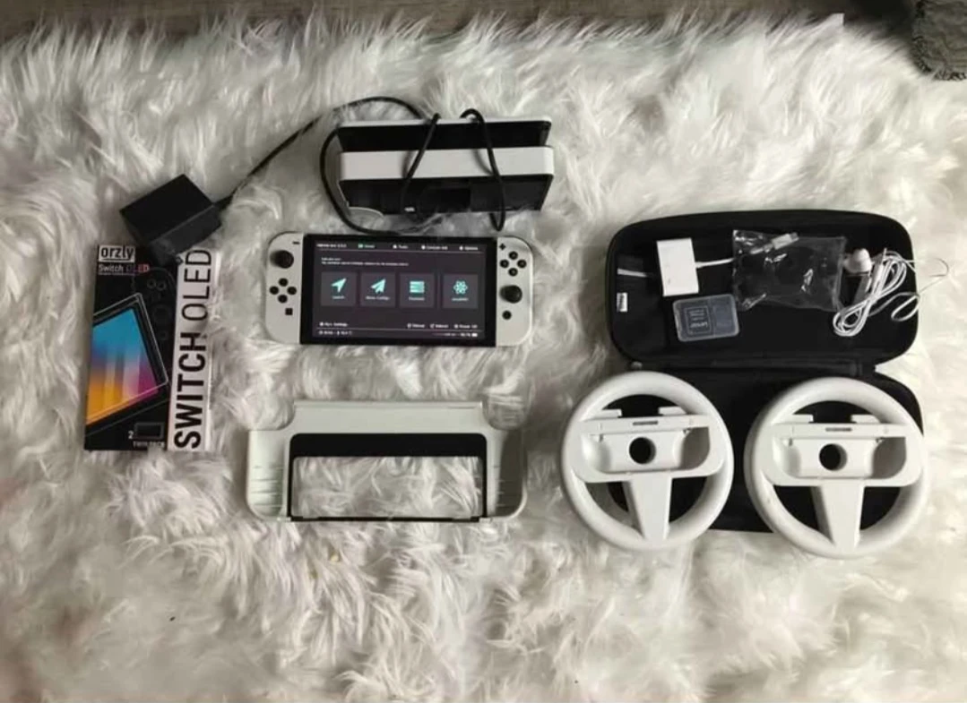 Nintendo Switch OLED White Bundle - photo 2
