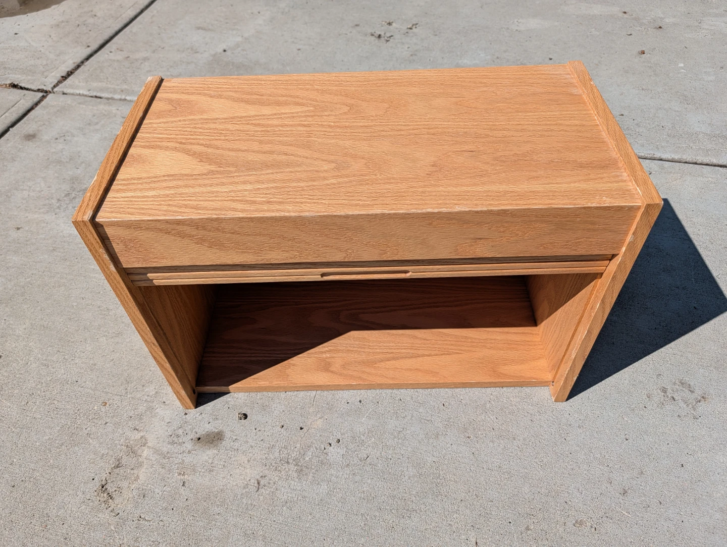 Solid wood box with rolling lid - photo 2