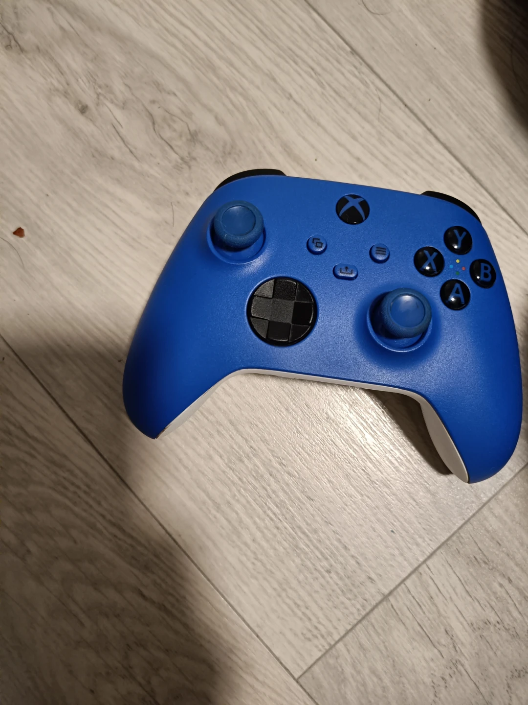 Xbox Wireless Controller - Shock Blue (Excellent Condition) - photo 2