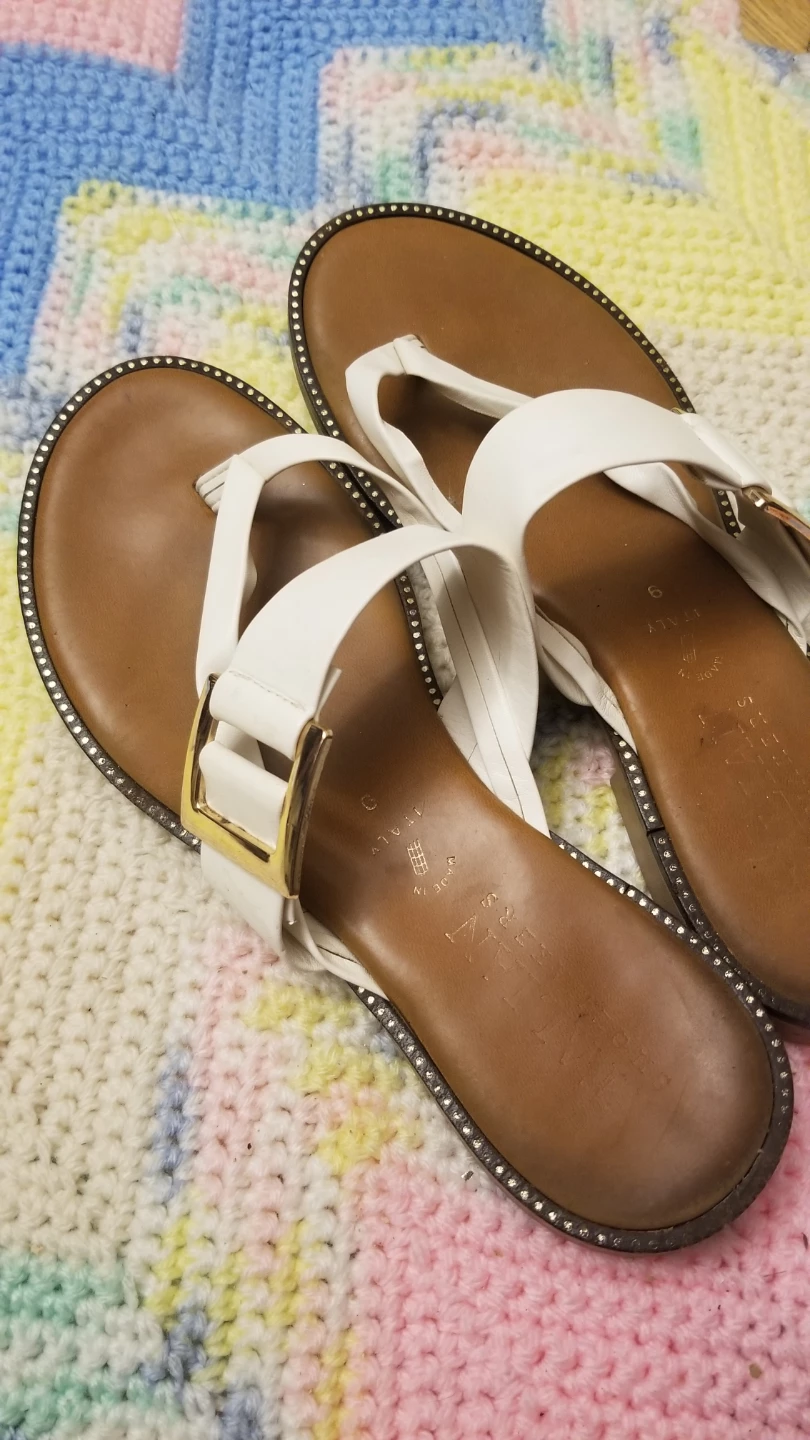 Toscanella White Leather Buckle Sandals - photo 3