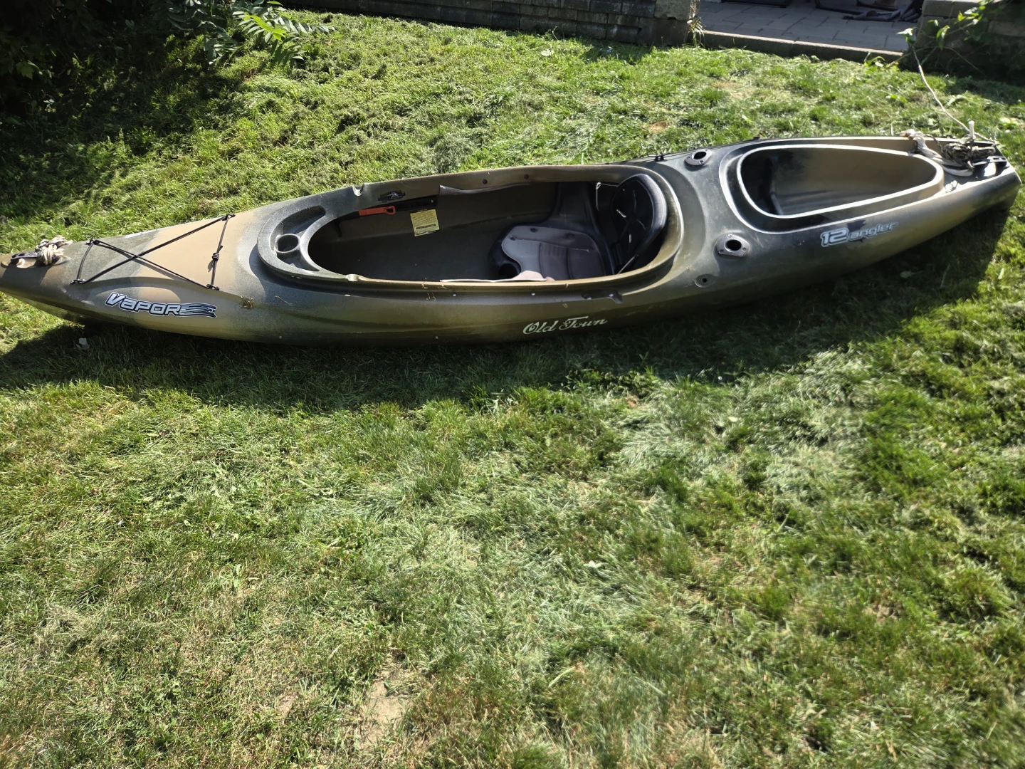 Old Town Vapor 12 Angler Kayak