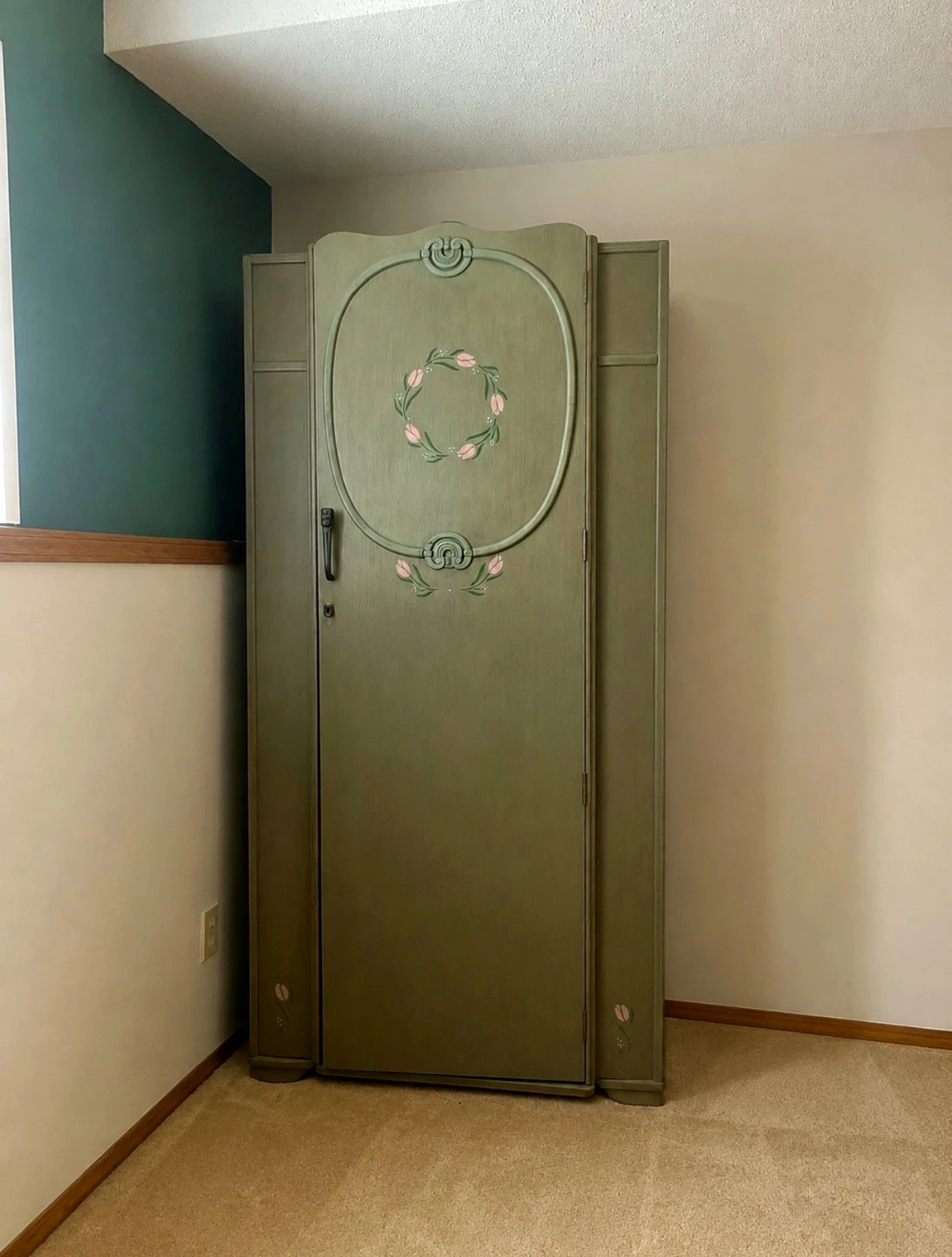 Antique 1920's-1930 Sage Green Wardrobe Armoire - photo 3