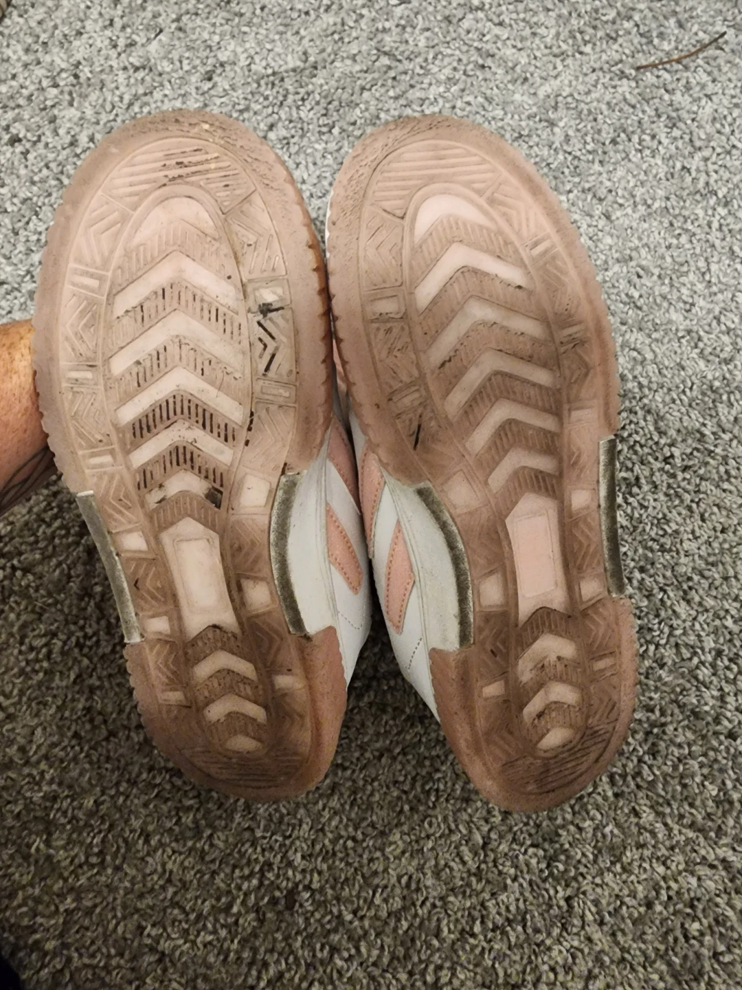size 2 running shoes - photo 2