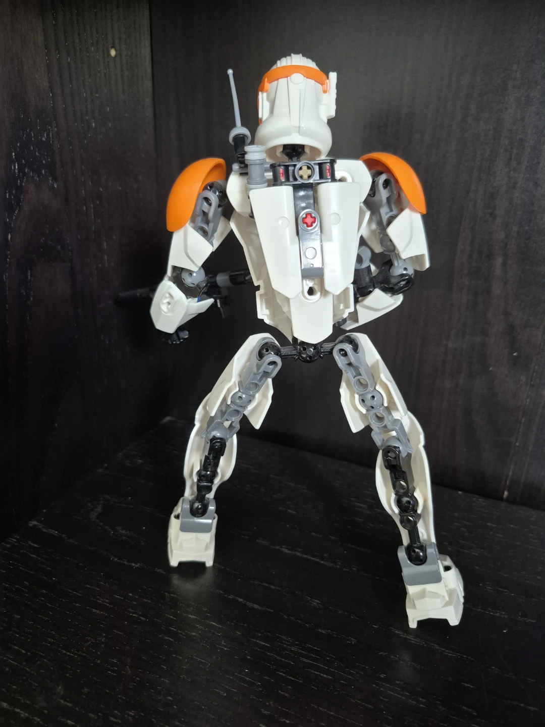 LEGO Star Wars Clone Commander Cody Buildabe Figure 75108 - photo 4