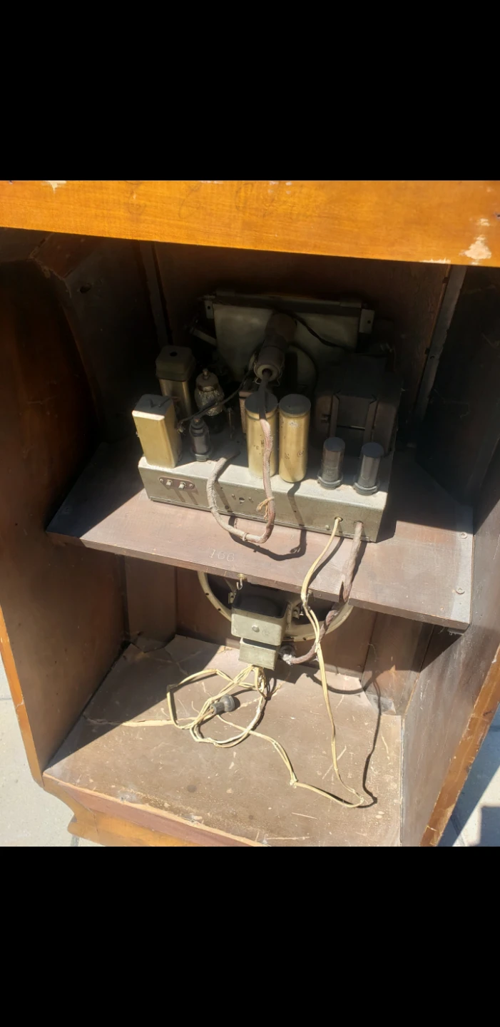 Vintage Radio - photo 2
