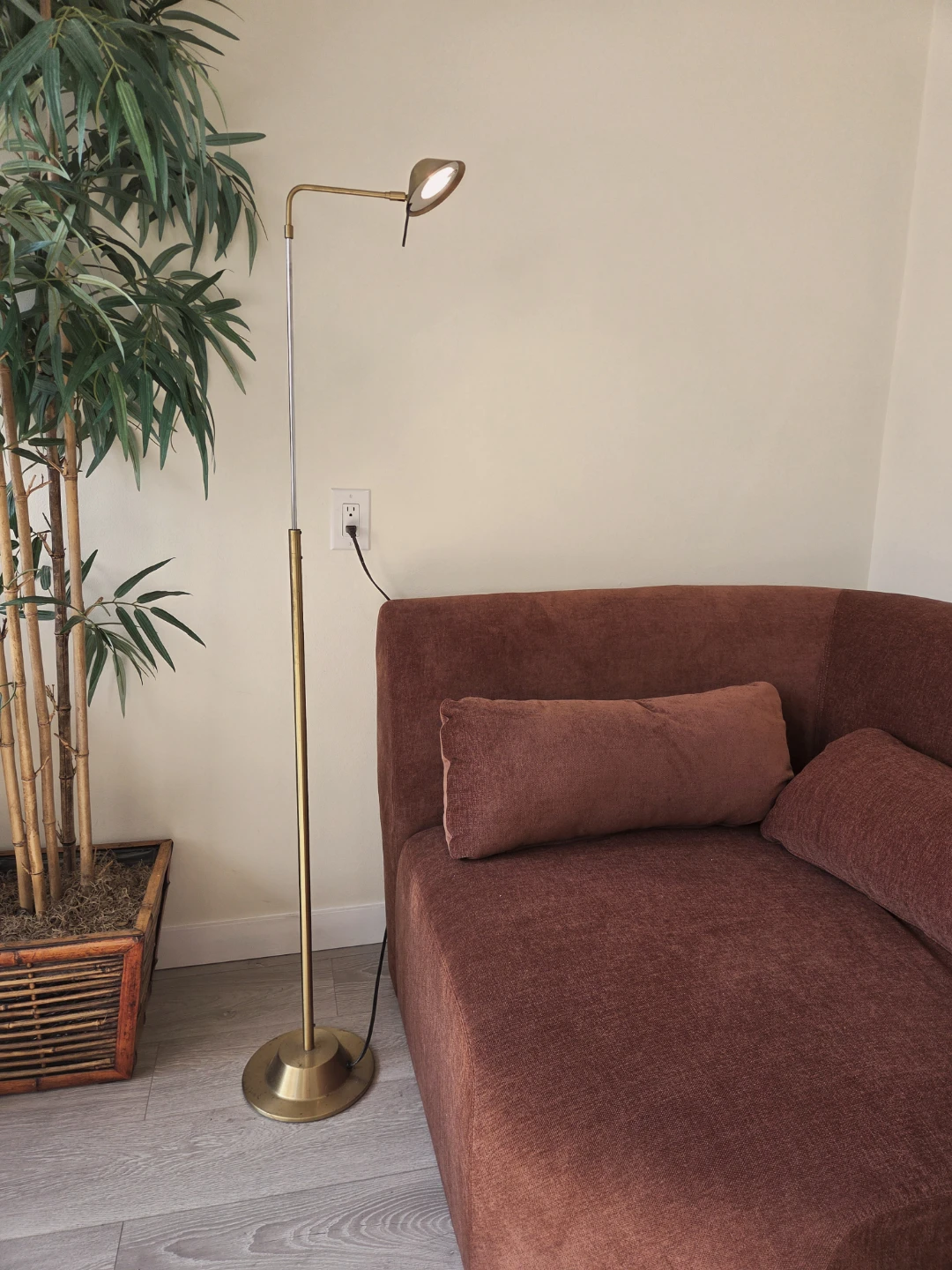 Vintage Brass Height Adjustable Reading Lamp - photo 2
