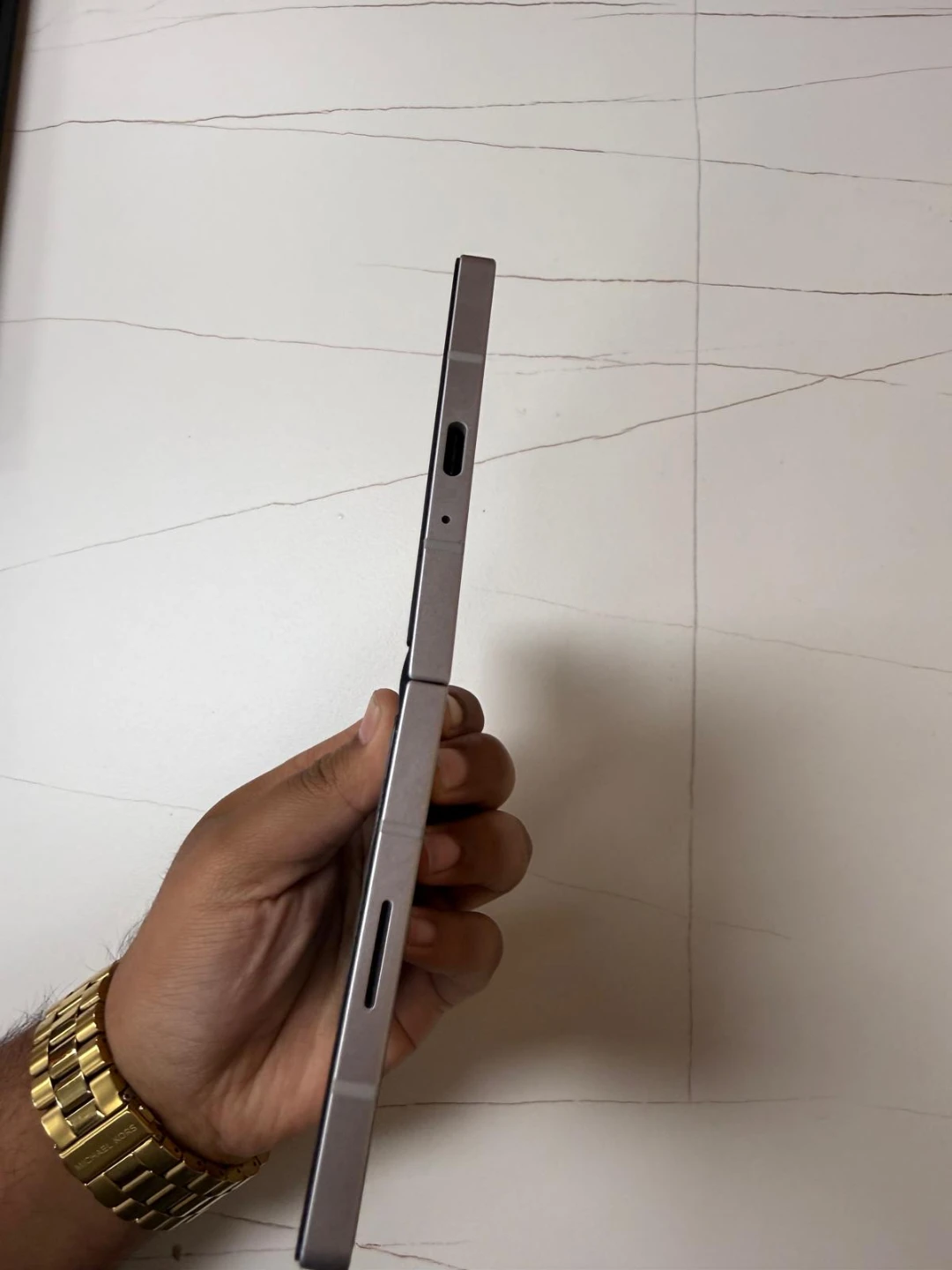 Samsung Galaxy Z Fold 6 – 256GB Silver (Unlocked) - photo 5