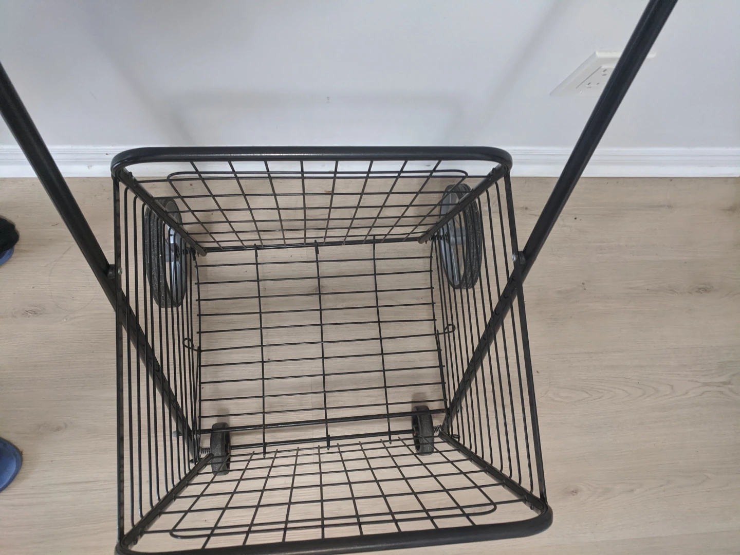 Black Metal Shopping Cart - photo 3