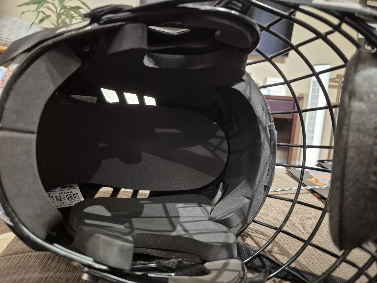Selling expired Hockey helmet for parts - photo 3