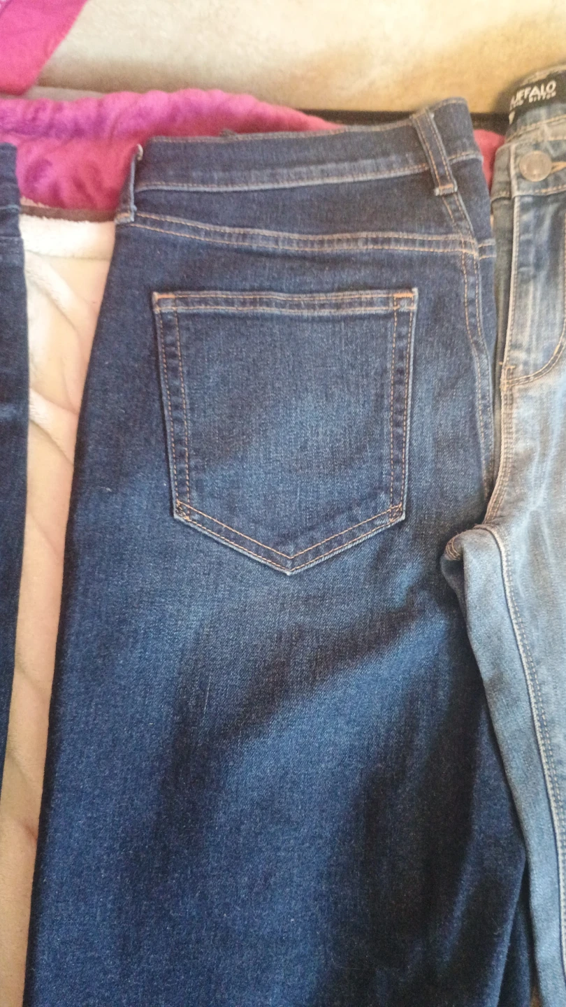 Lot of jeans leggings yoga pants w/ tags - photo 2