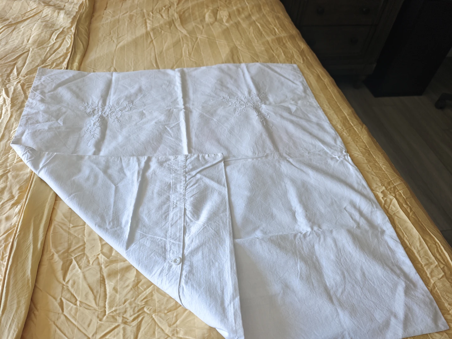 White Embroidered Pillowcase with Button Closure - photo 2