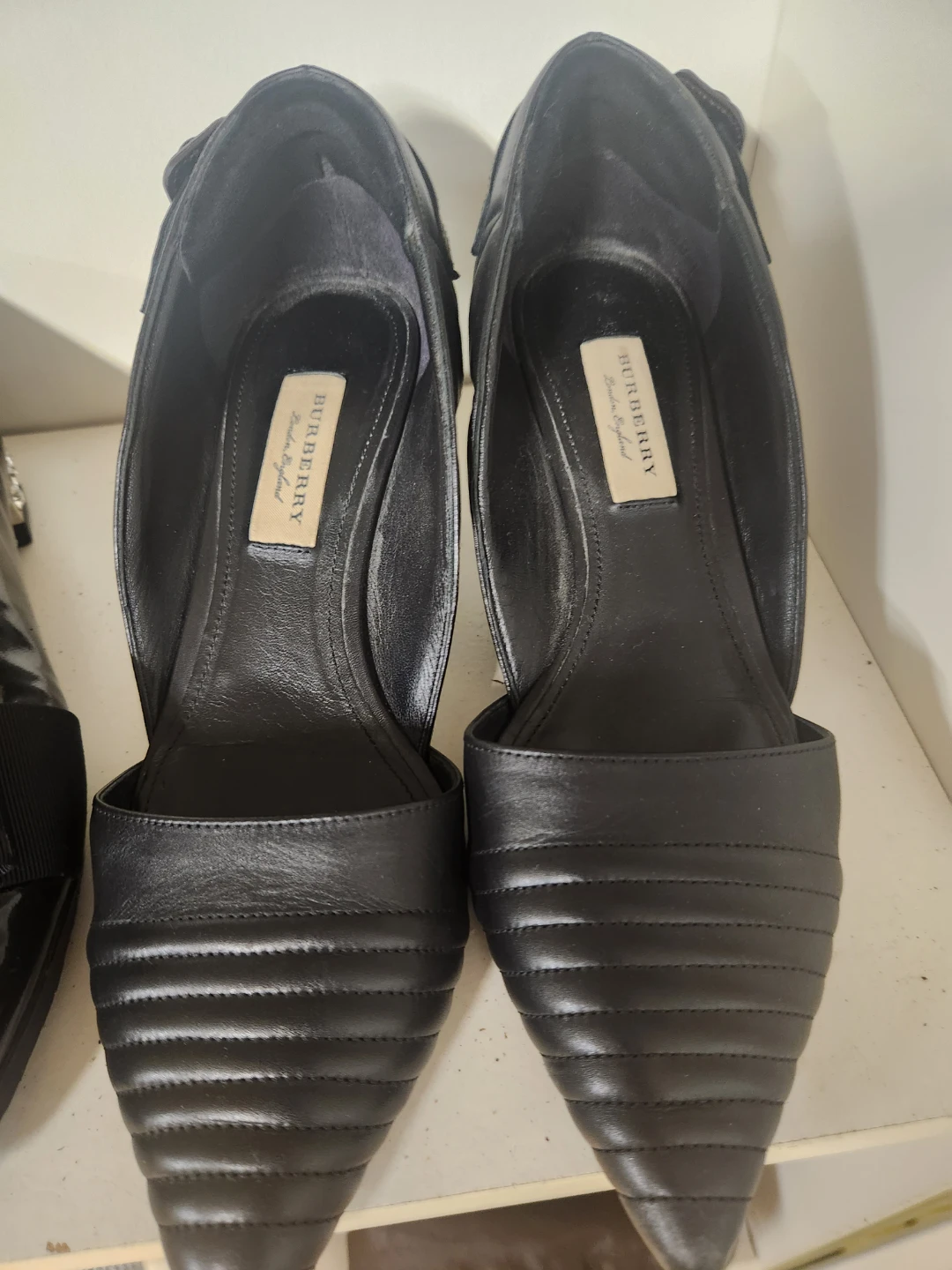 Burberry Black Leather Quilted Heels Size 37