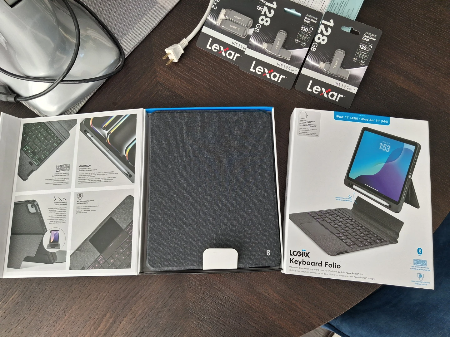iPad Keyboard and Case - photo 3
