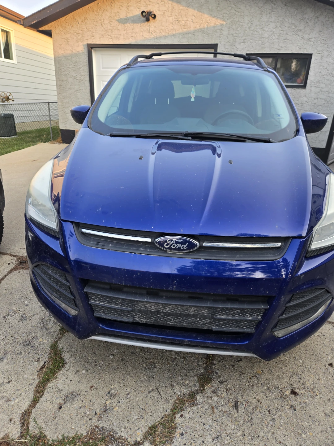 Blue Ford Escape - photo 2