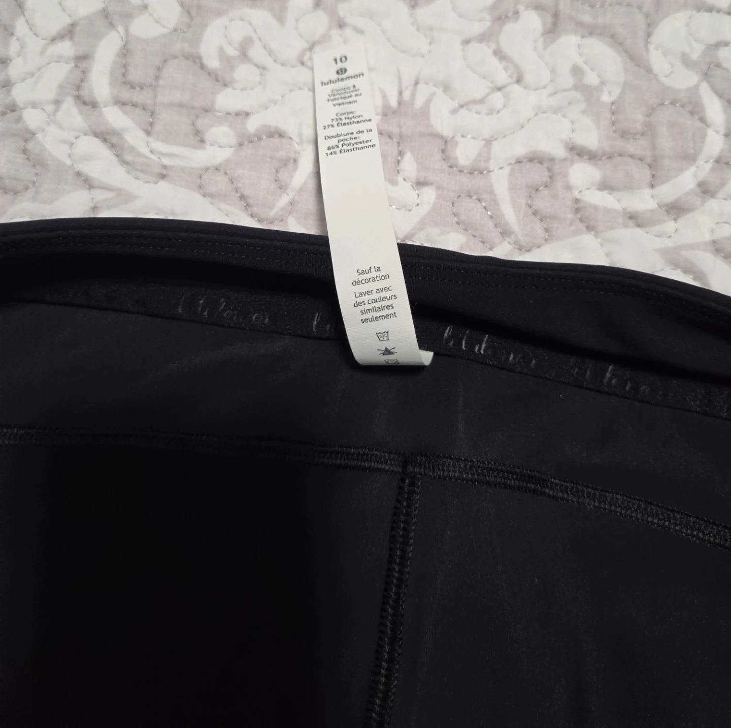 Lululemon Black Pants Size 10 - photo 2