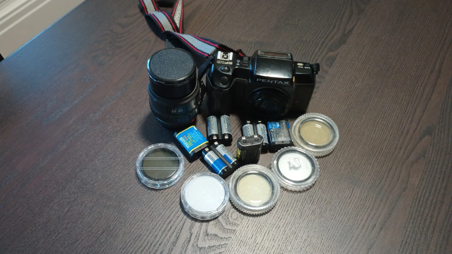 Pentax K1000 35mm Film Camera Kit with Lens and Filters