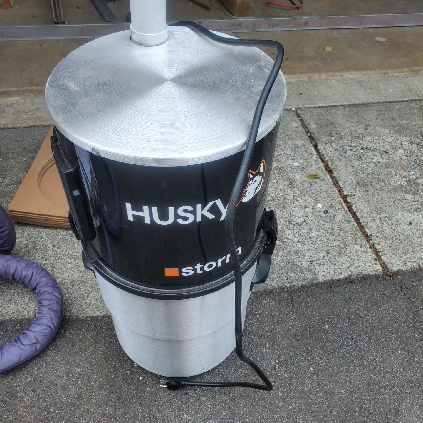 Husky Storm 1 Wet/Dry Vacuum